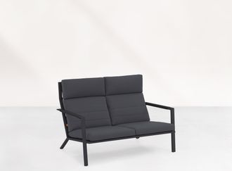 Lazy loungebank