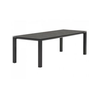 Concept tuintafel